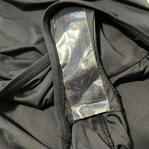 la Blanca Island Goddess One-Piece Swimsuit - Size 8 - Picture 7 of 7